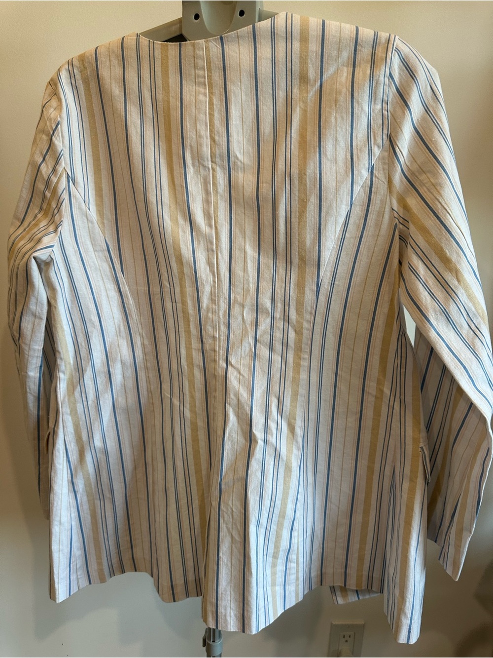 Striped Linen-Blend Blazer in Cream and Blue